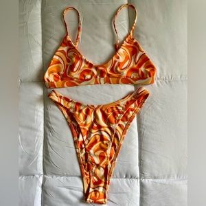 Kulani Kinis bikini